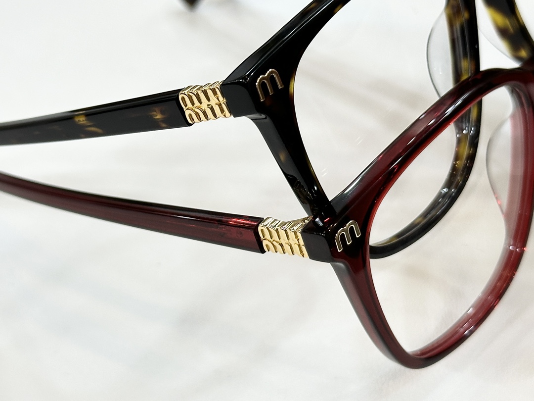  MIU MI*
MODELVMU 62ZS
SIZE：54口16-145
