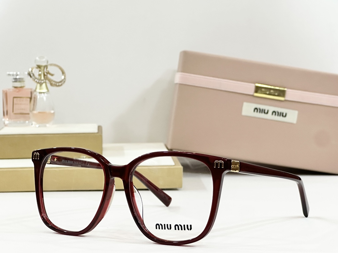  MIU MI*
MODELVMU 62ZS
SIZE：54口16-145
