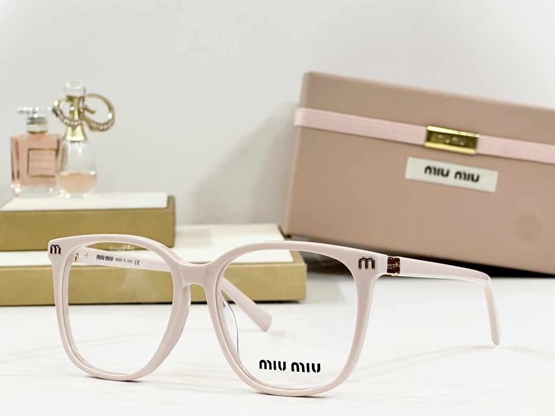  MIU MI*
MODELVMU 62ZS
SIZE：54口16-145
