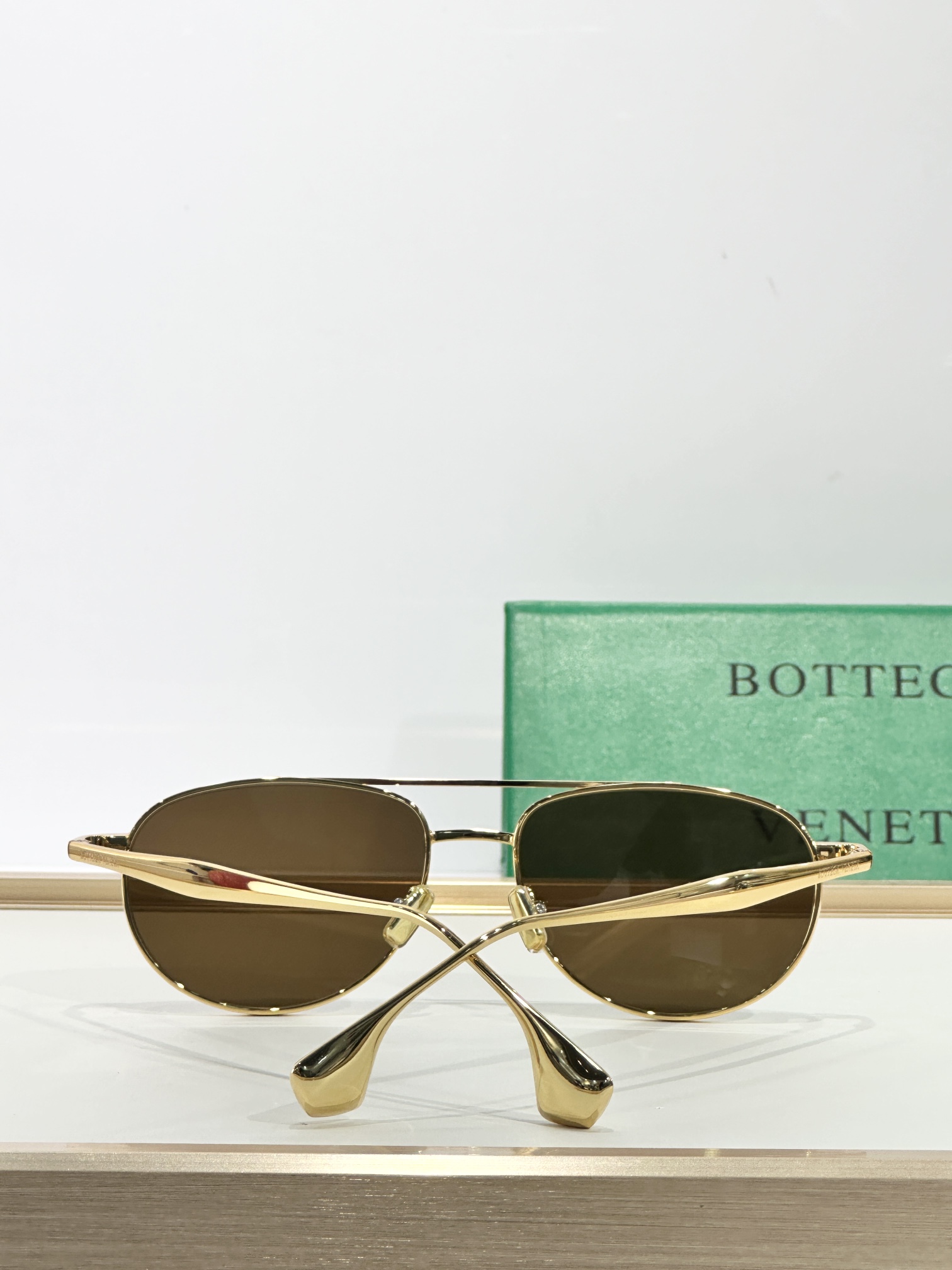 BOTTEGA VENET*
MODEL：BV1397S
SIZE：53口17-140

变色：