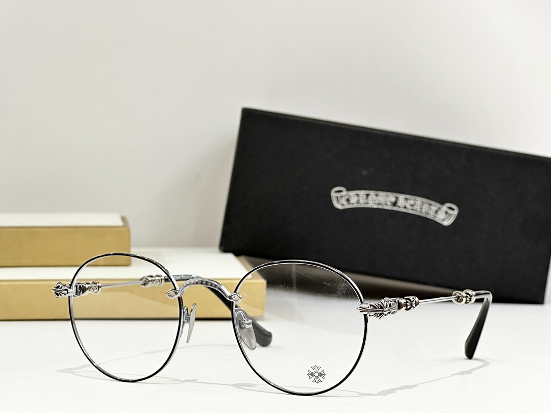  Chrome Hearts
MODELBUBBA-A
SIZE：49口22-145
