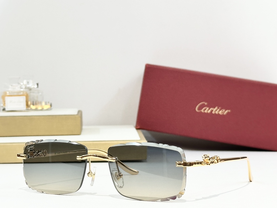 Cartie*
MODEL：CT01592
SIZE：57口17-142
 
变色：