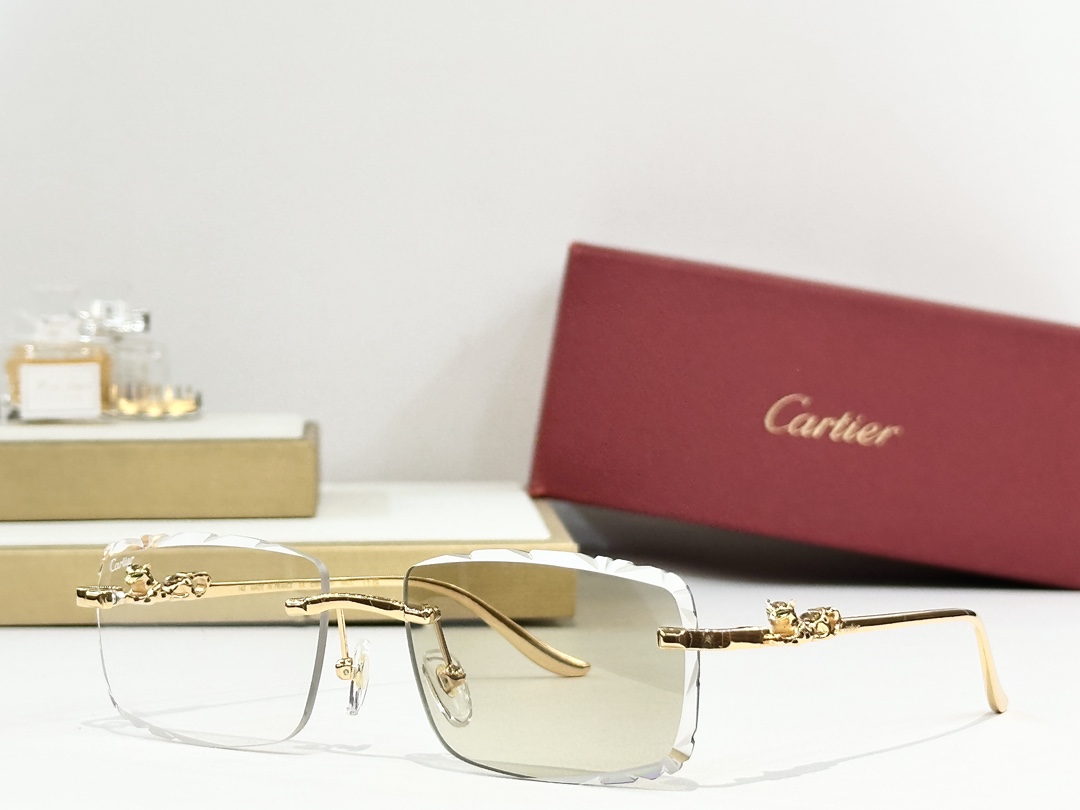 Cartie*
MODEL：CT01592
SIZE：57口17-142
 
变色：