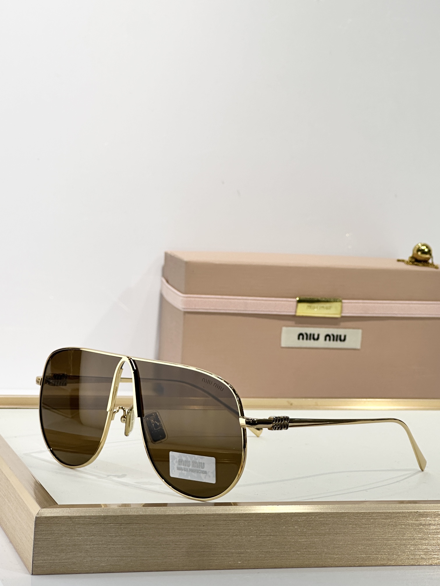  MIU MI*
MODELSMUA56
SIZE：66口02-140
