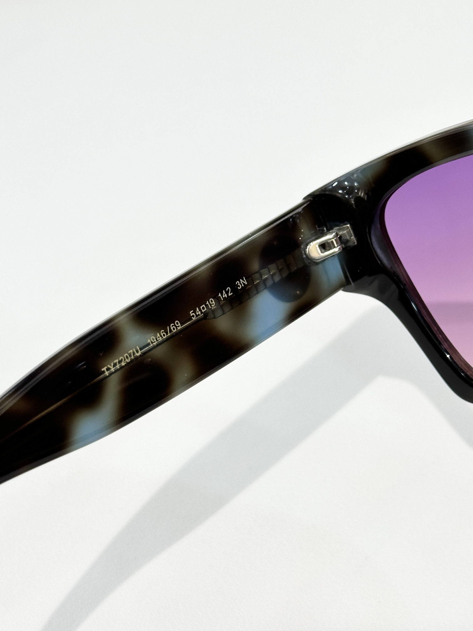  TORY BURCH 
MODEL：TY7207U
SIZE：54口19-142
