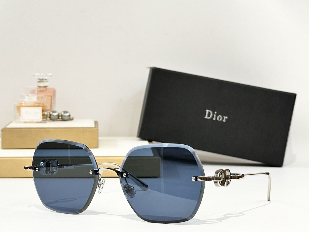  DIOR
MOD：30A0
Size：61口17 130
