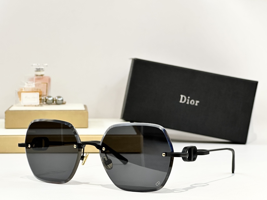  DIOR
MOD：30A0
Size：61口17 130
