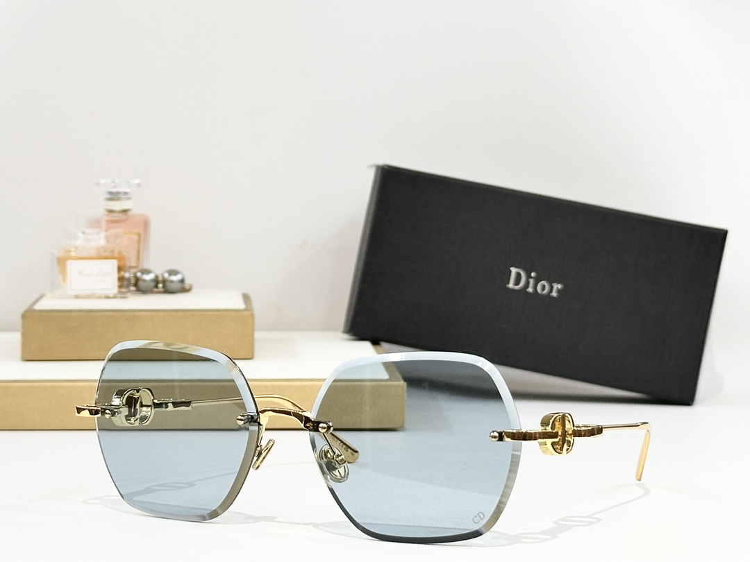  DIOR
MOD：30A0
Size：61口17 130
