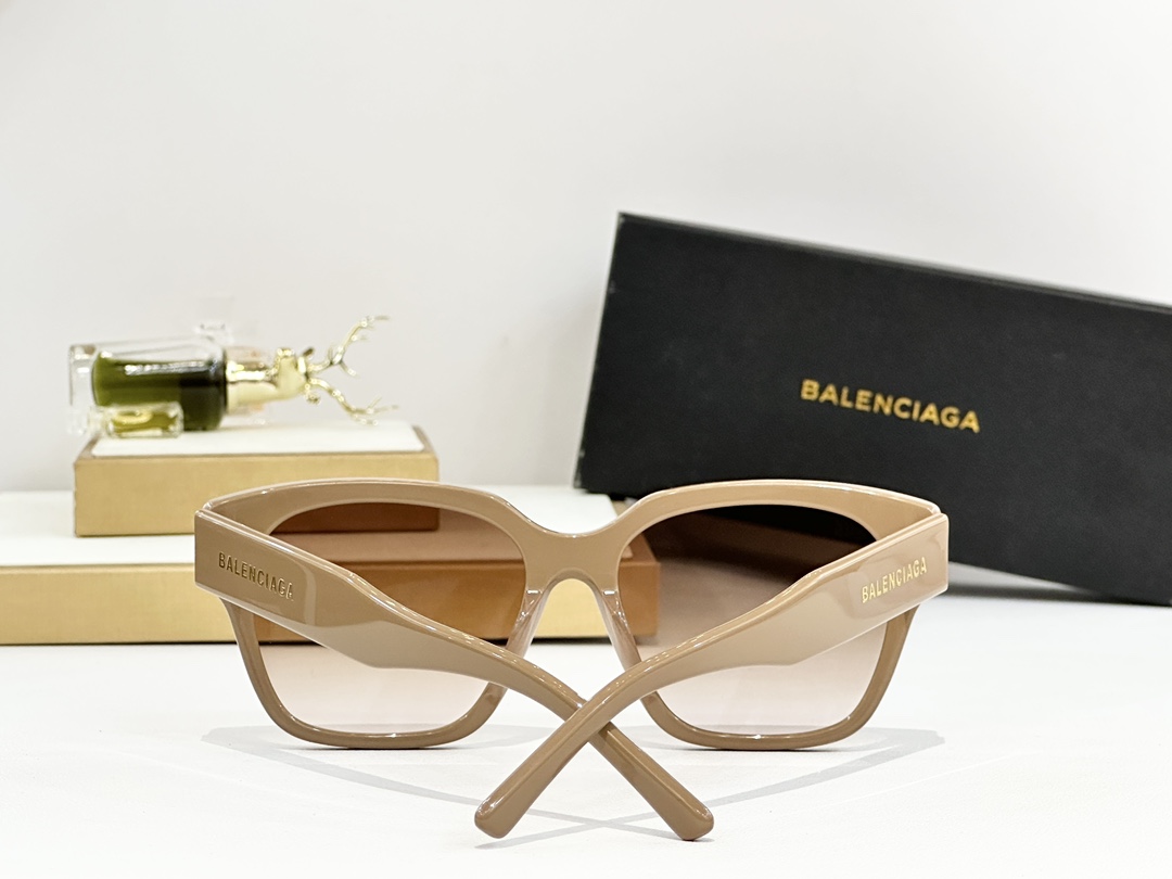 𝘽𝘼𝙇𝙀𝙉𝘾𝙄𝘼𝙂𝘼
MOD：BB0389S
Size：65口13-145
