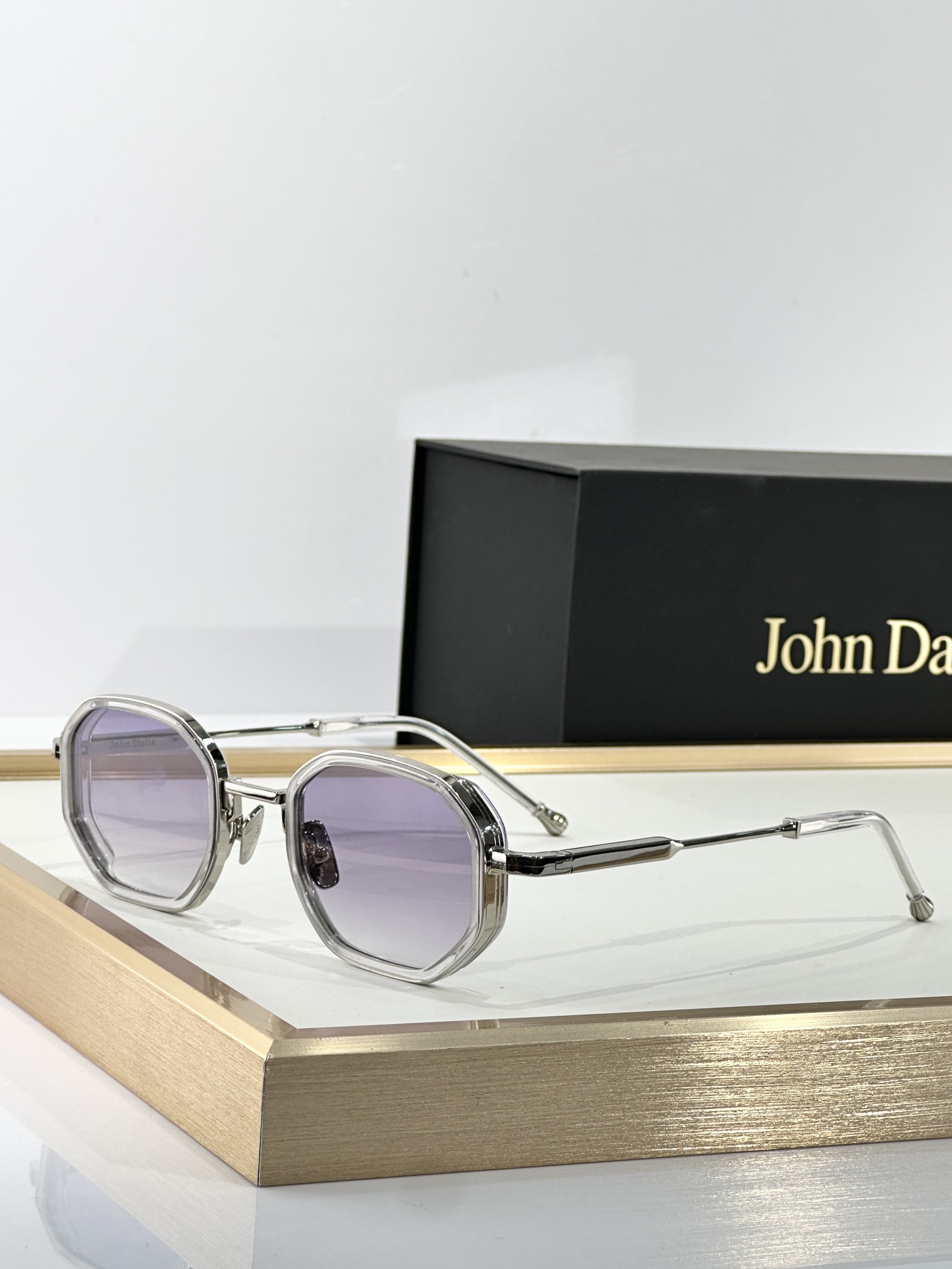  John Dalia~
TOP QUALITY
MODEL：Keaton
SIZE：48口26-145
