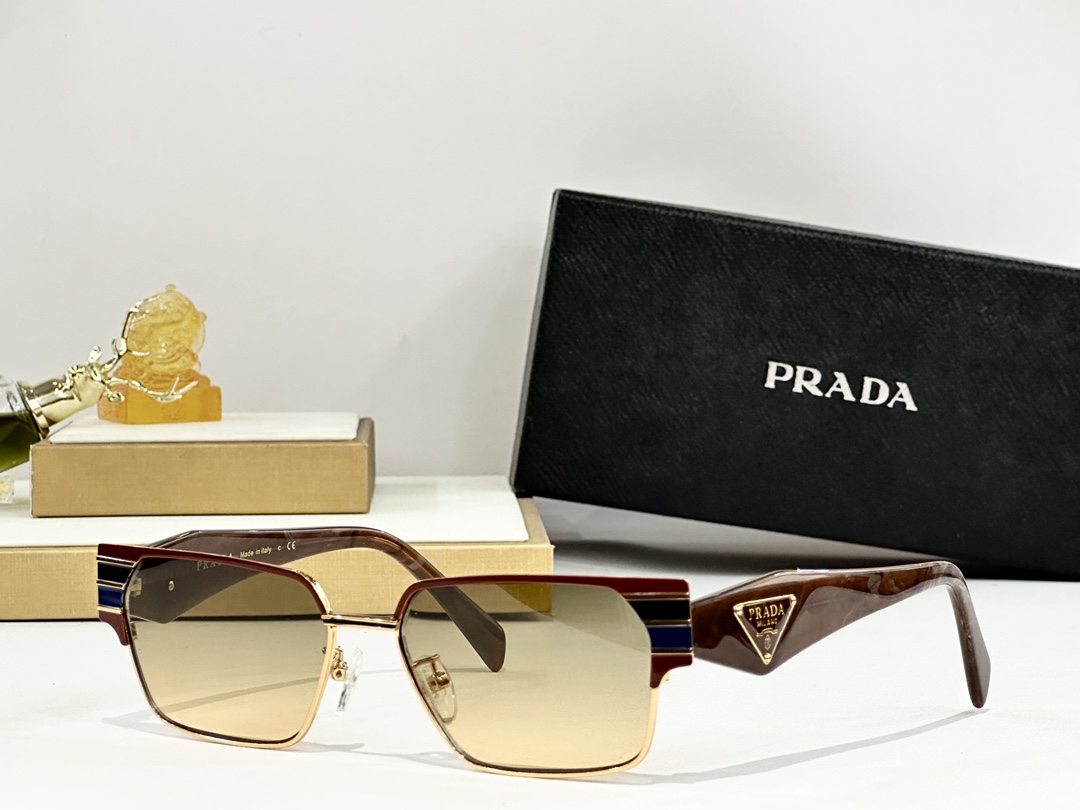 。PRADA
MOD：PR113
Size：56口16 145
