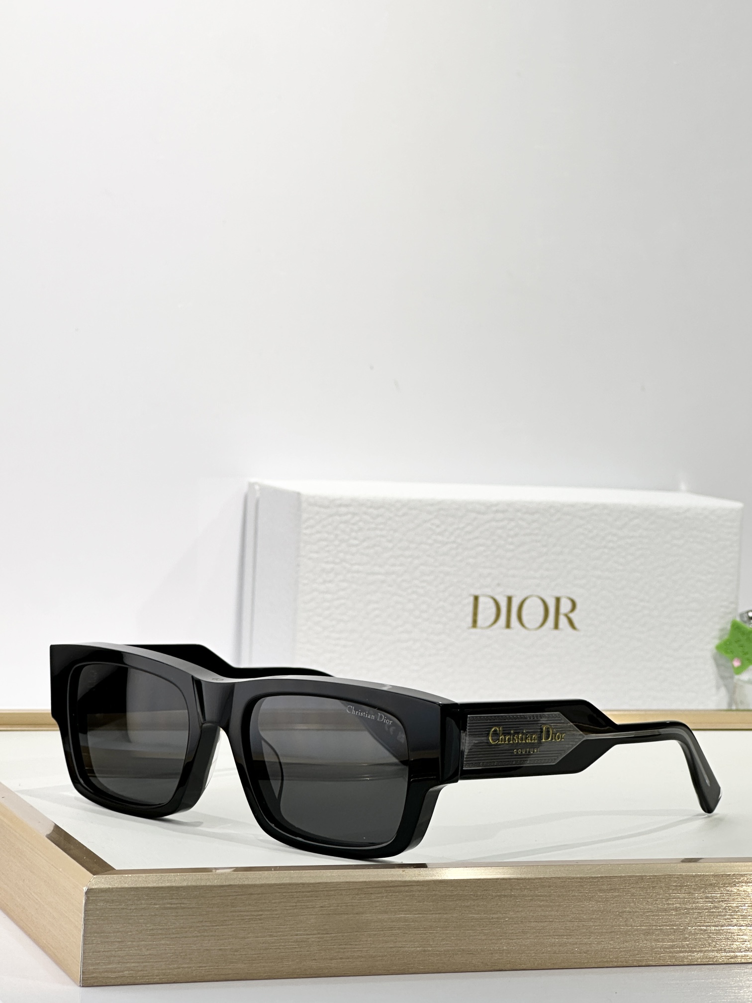  DIO*
TOP QUALITY
MODEL：Dior Label S1F
SIZE：52口20-14