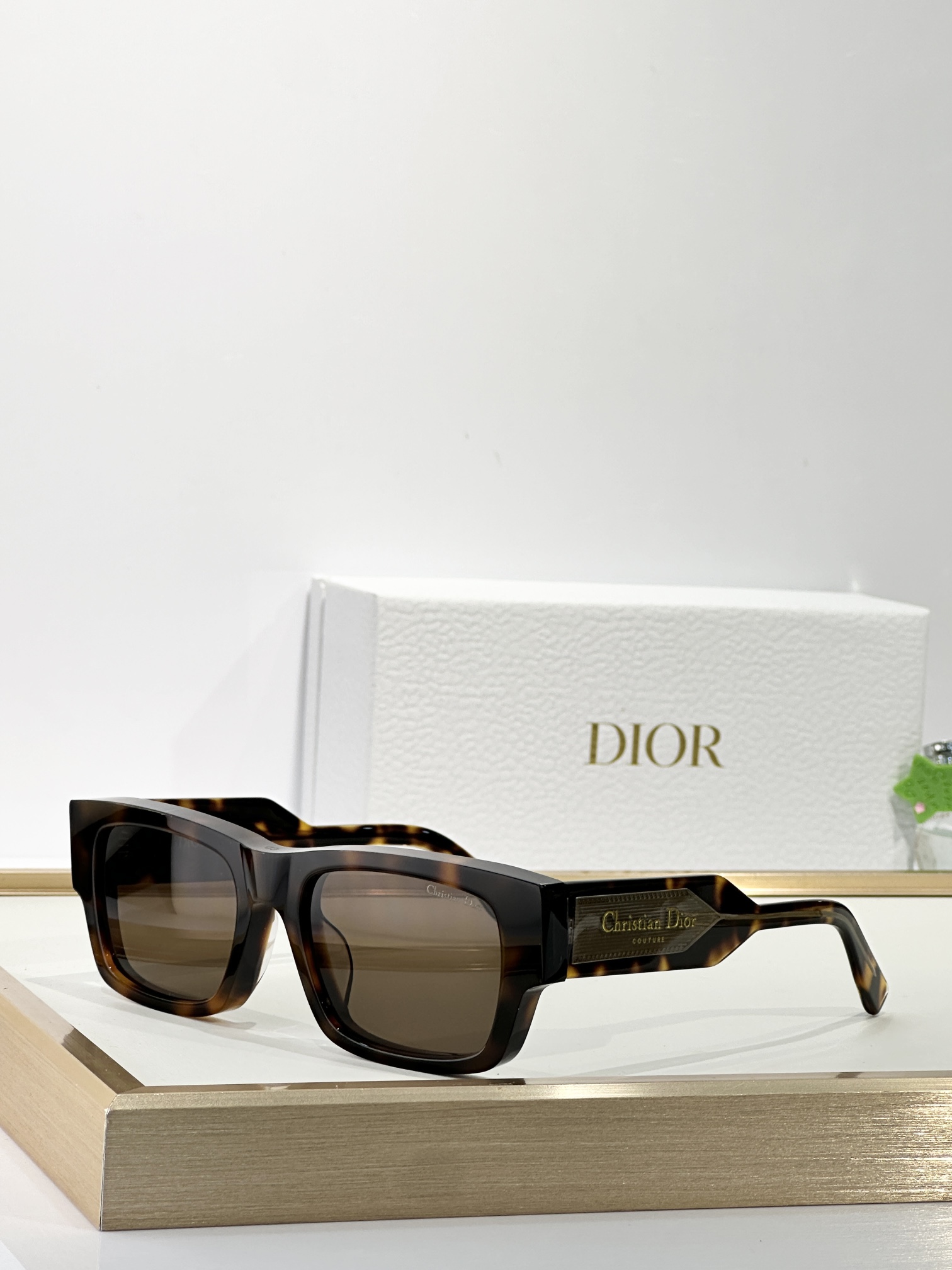  DIO*
TOP QUALITY
MODEL：Dior Label S1F
SIZE：52口20-14