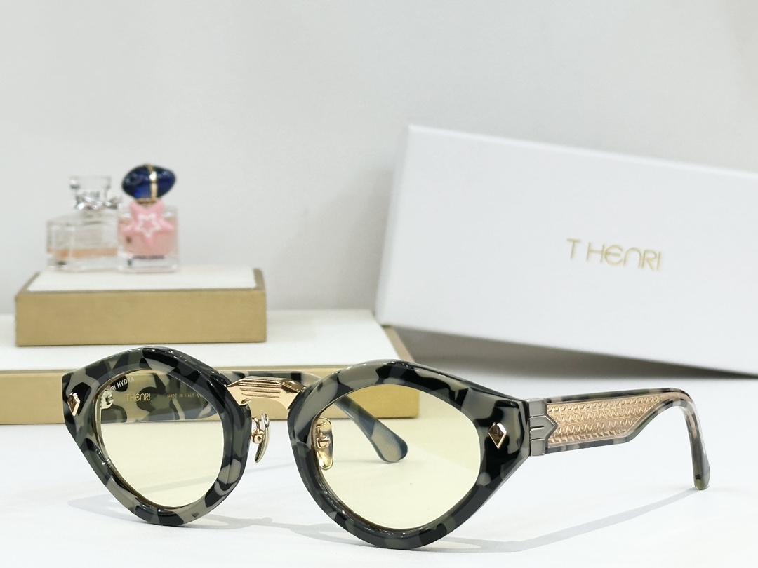  THENRI
MODELChamPagne1of65
SIZE50口25-145
