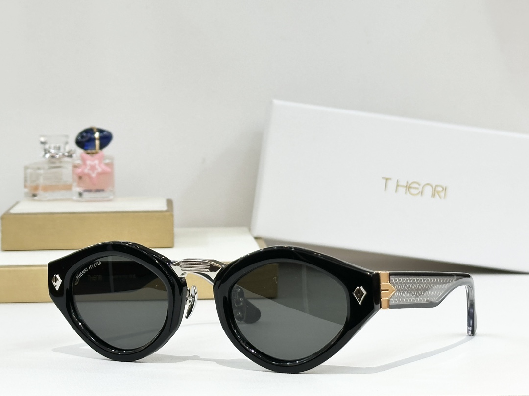  THENRI
MODELChamPagne1of65
SIZE50口25-145
