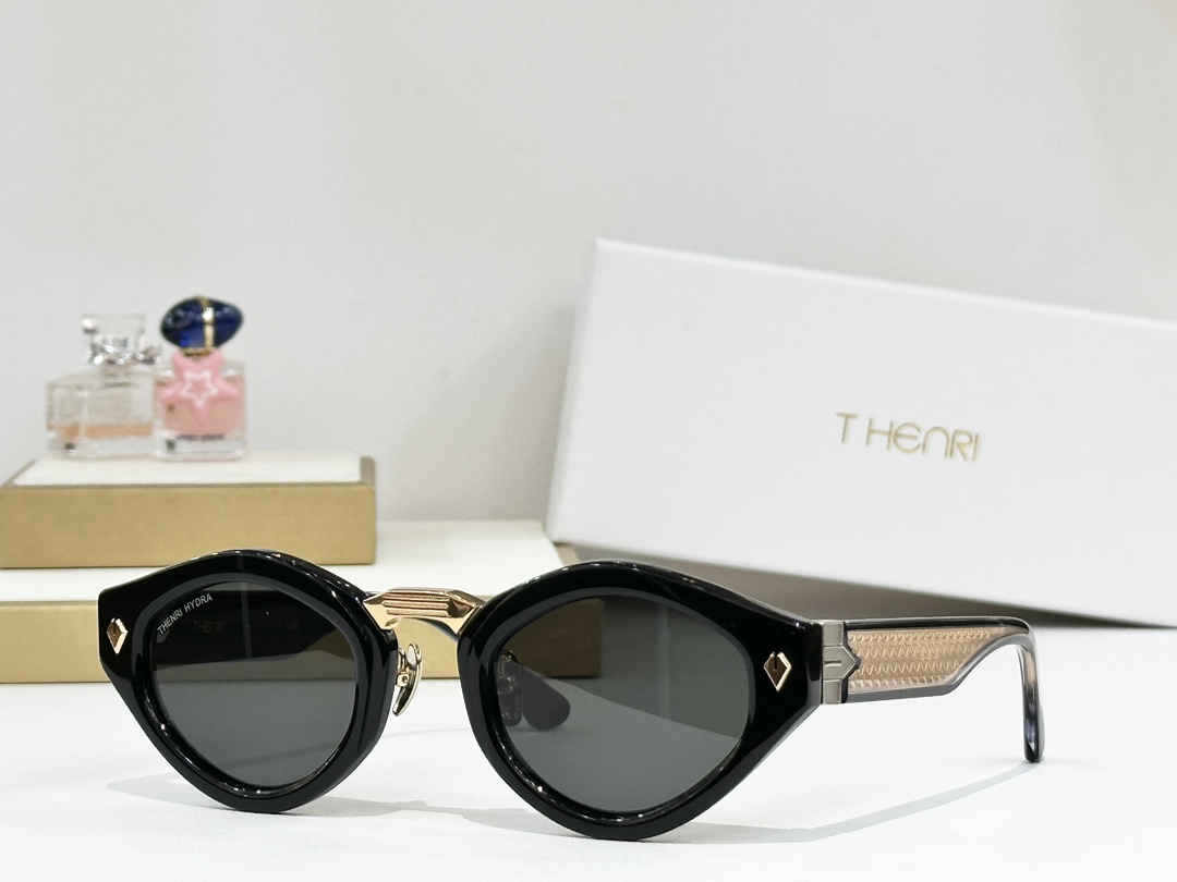  THENRI
MODELChamPagne1of65
SIZE50口25-145
