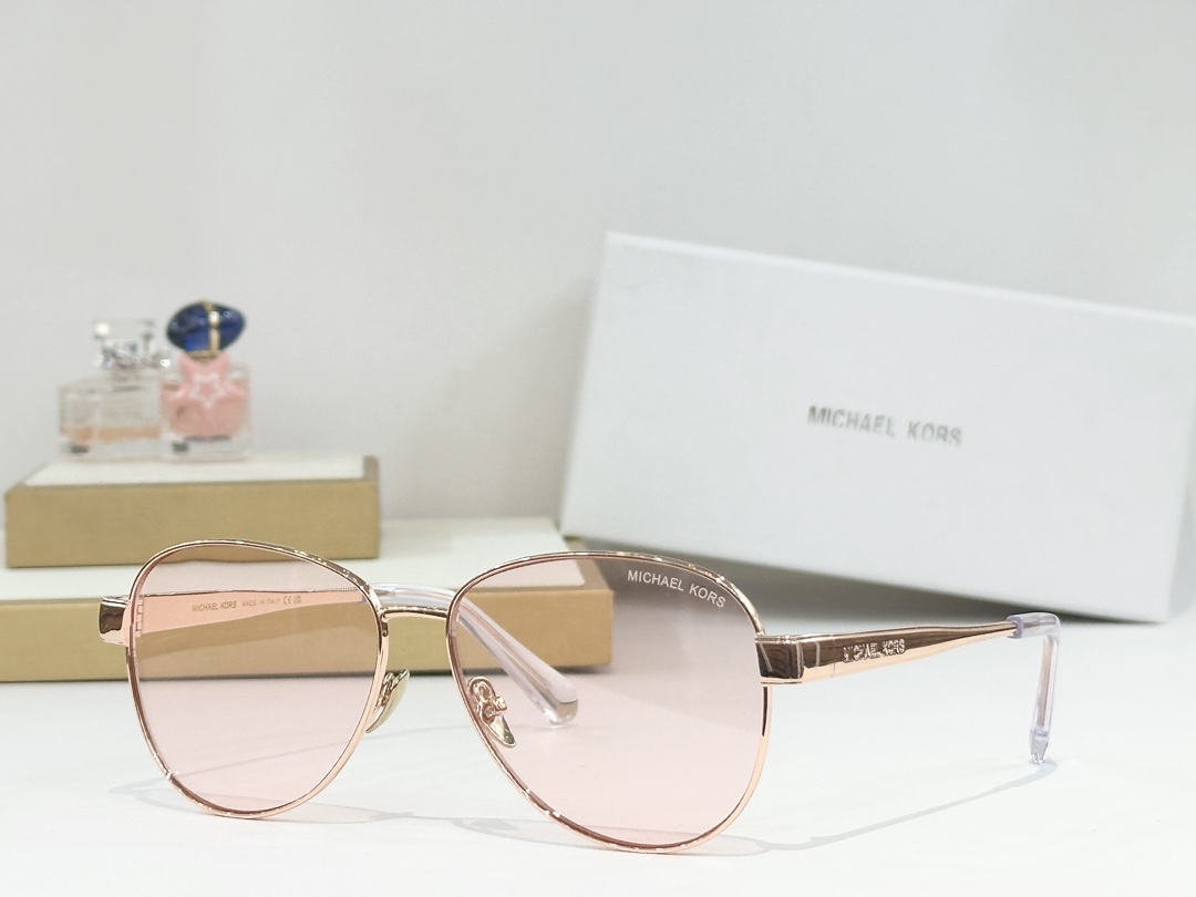  MICHAEL KORS
MOD：MK1160
Size：59口14 145

