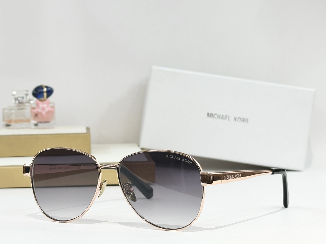 MICHAEL KORS
MOD：MK1160
Size：59口14 145

