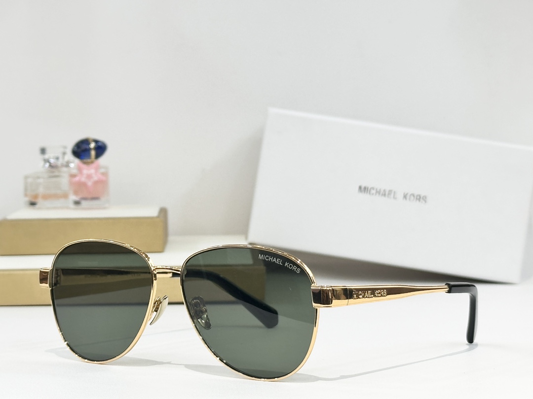  MICHAEL KORS
MOD：MK1160
Size：59口14 145
