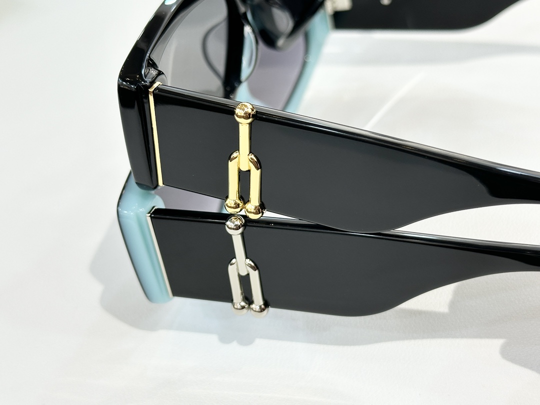  TIFFANY & CO.
MODELTF4208
SIZE54口17-140
