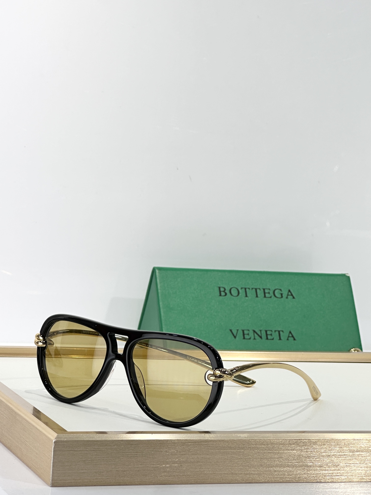  BOTTEGA VENET*
MODEL：BV1418S
SIZE：58口15-145
