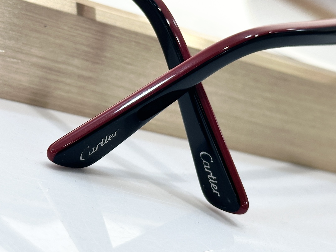 Cartier
MOD：CT0439S
Size：57口21 145
