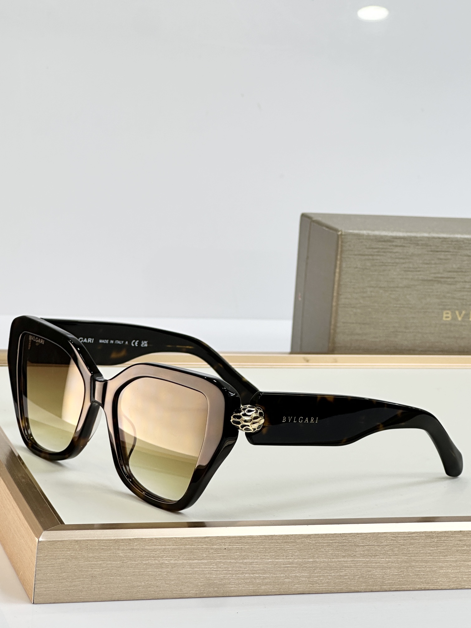  BVLGAR*
MODEL：BV 40033I
SIZE：53口19-140

