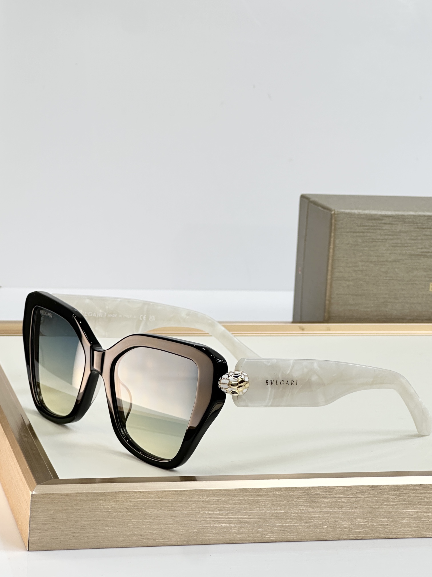  BVLGAR*
MODEL：BV 40033I
SIZE：53口19-140
