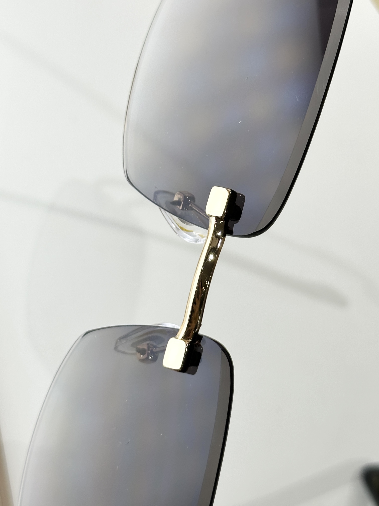  Cartier
MOD：CT0228
Size：53口21-140

