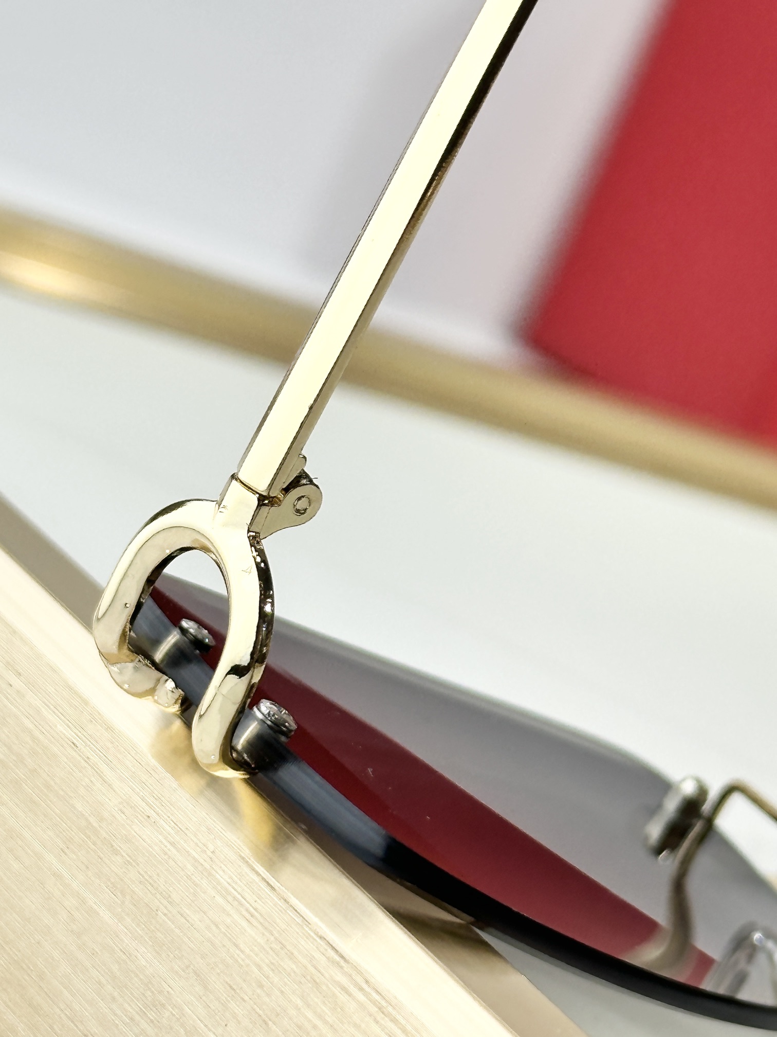  Cartier
MOD：CT0228
Size：53口21-140

