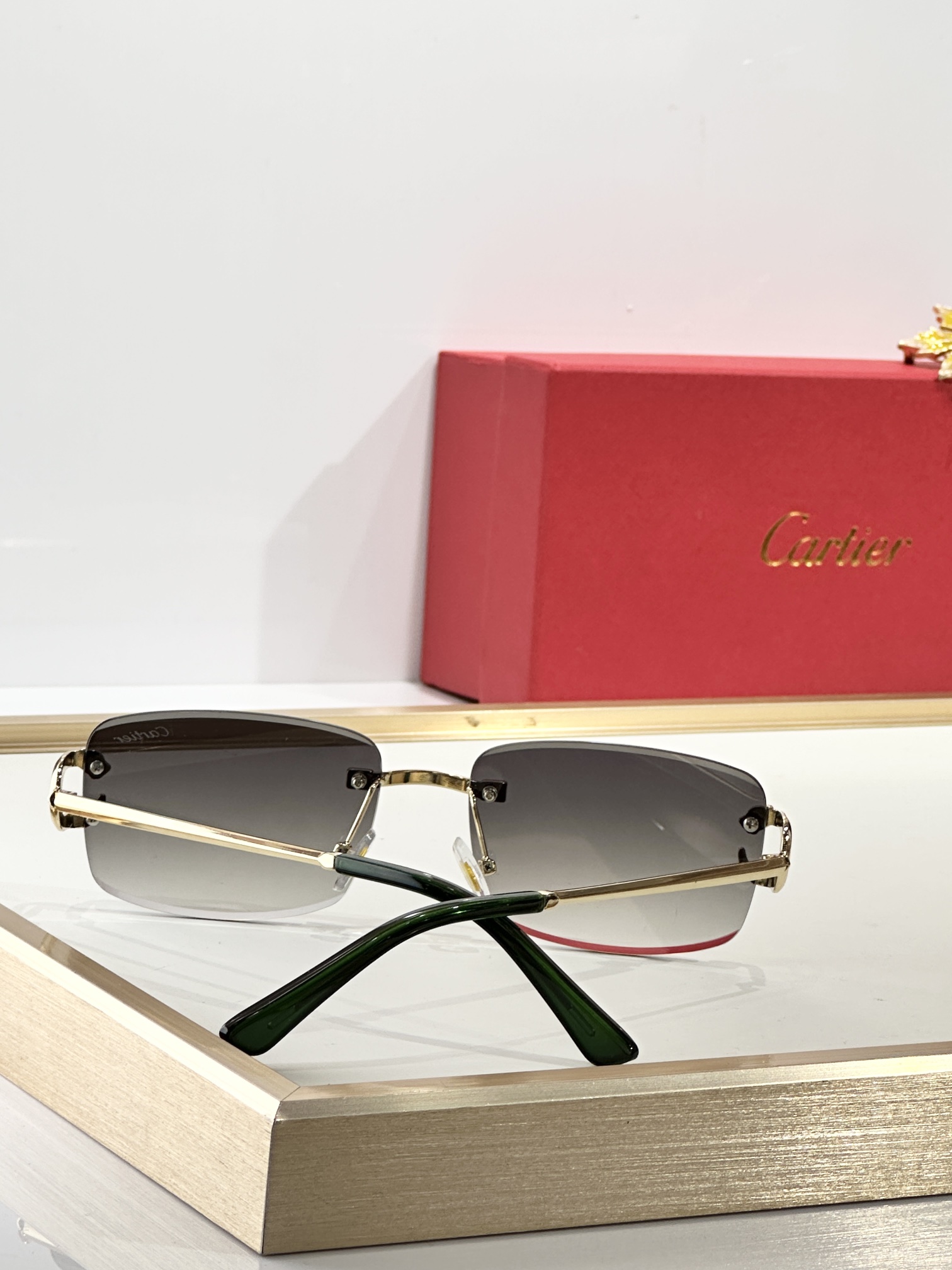  Cartier
MOD：CT0228
Size：53口21-140

