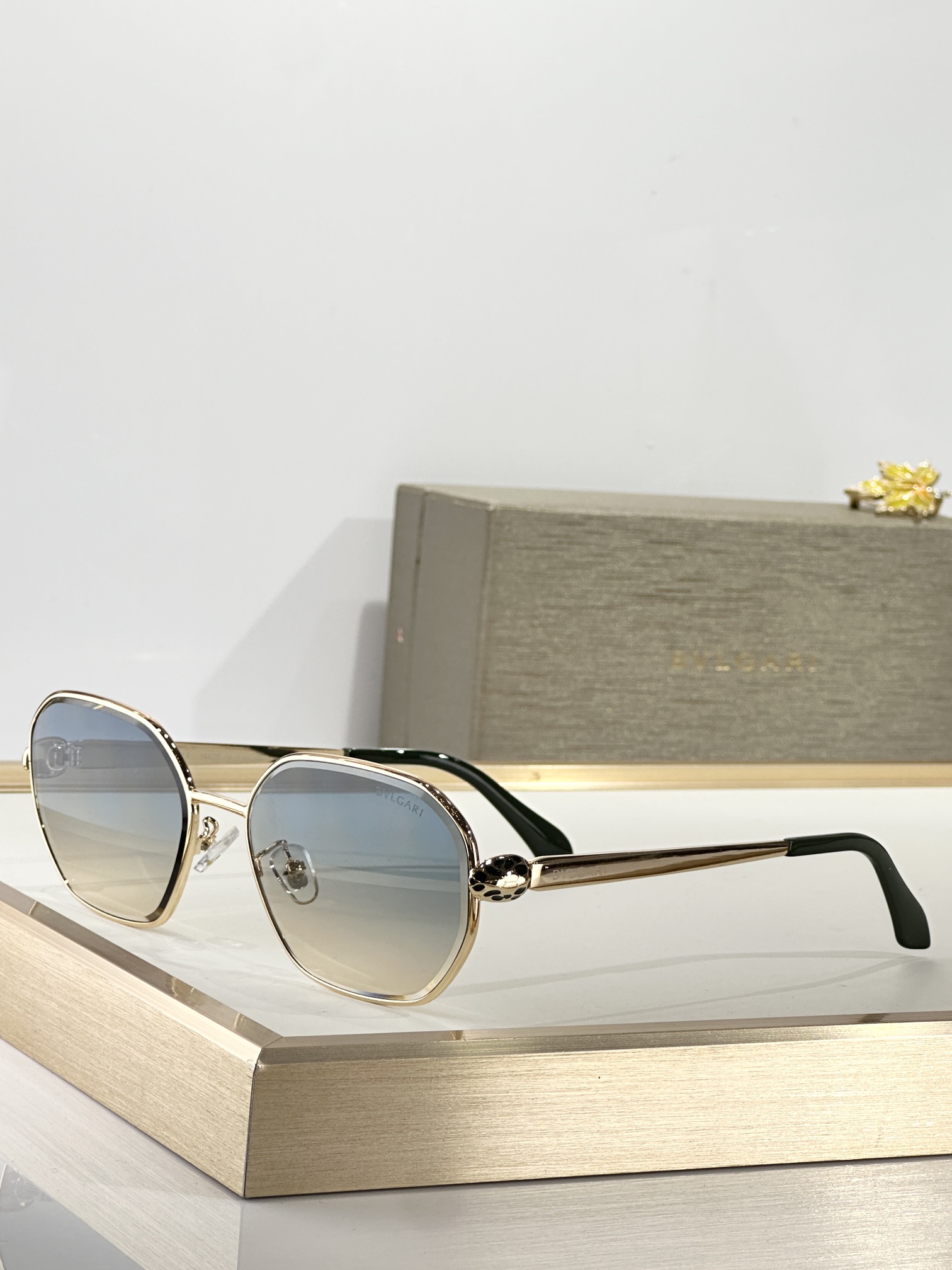  BVLGAR*
MODEL：BV 5034
SIZE：55口21-140
