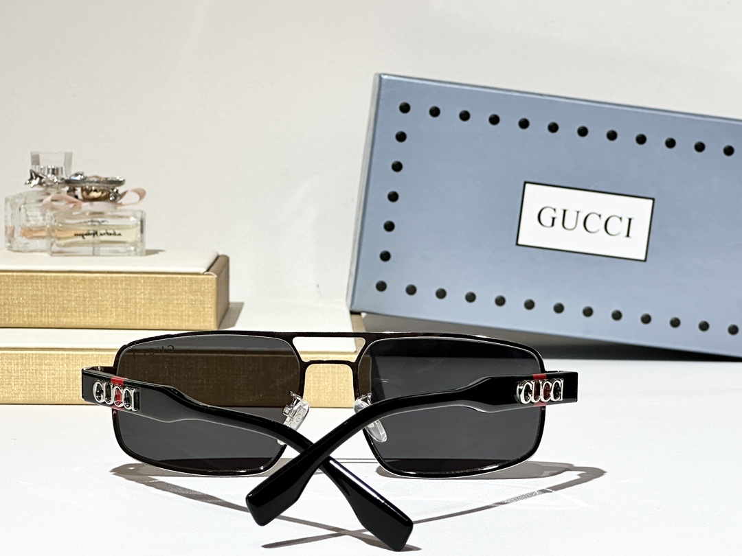  GUCC*
MODEL：GG1406
SIZE：55口17-145
