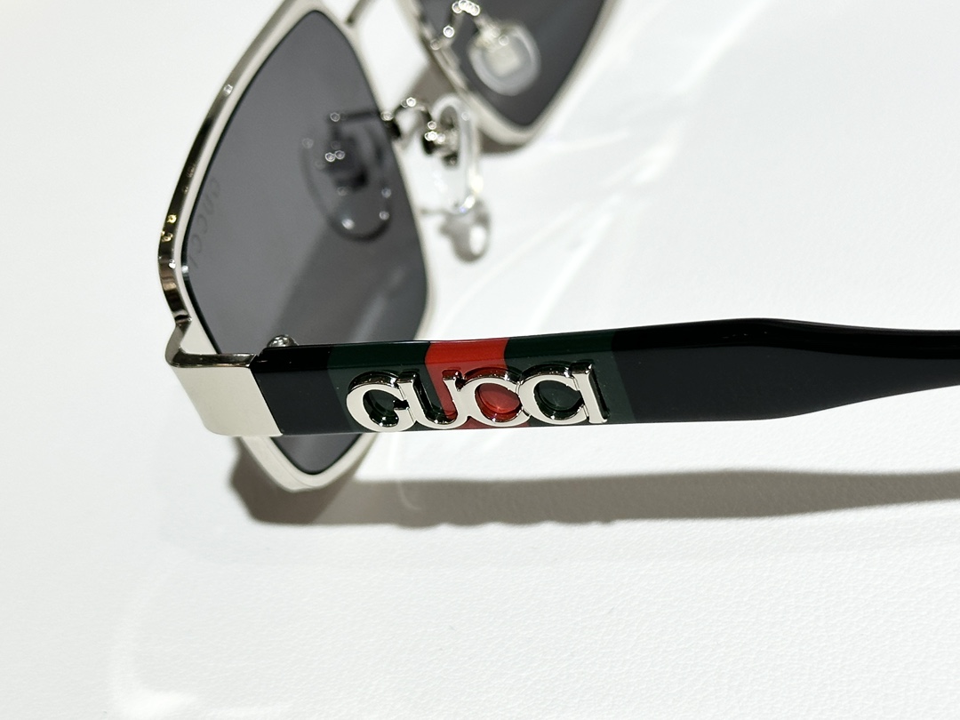  GUCC*
MODEL：GG1406
SIZE：55口17-145
