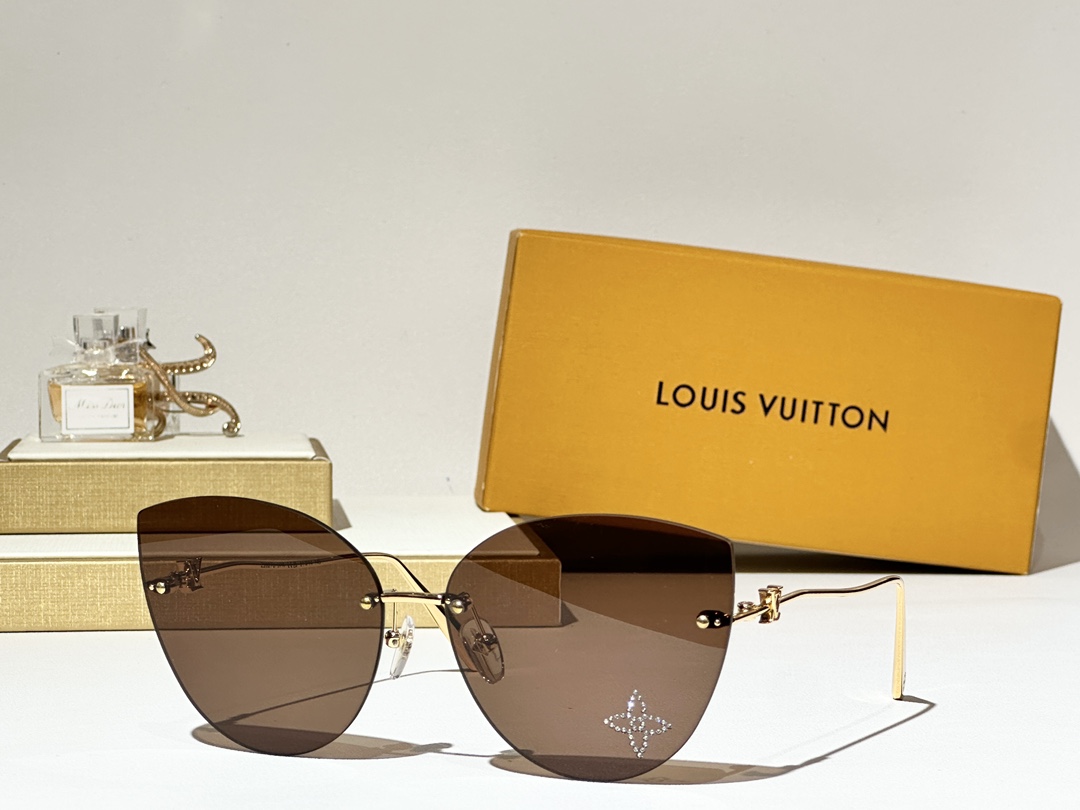  LOUIS VUITTO*
MODEL：Z2827U
SIZE：61口14-140
