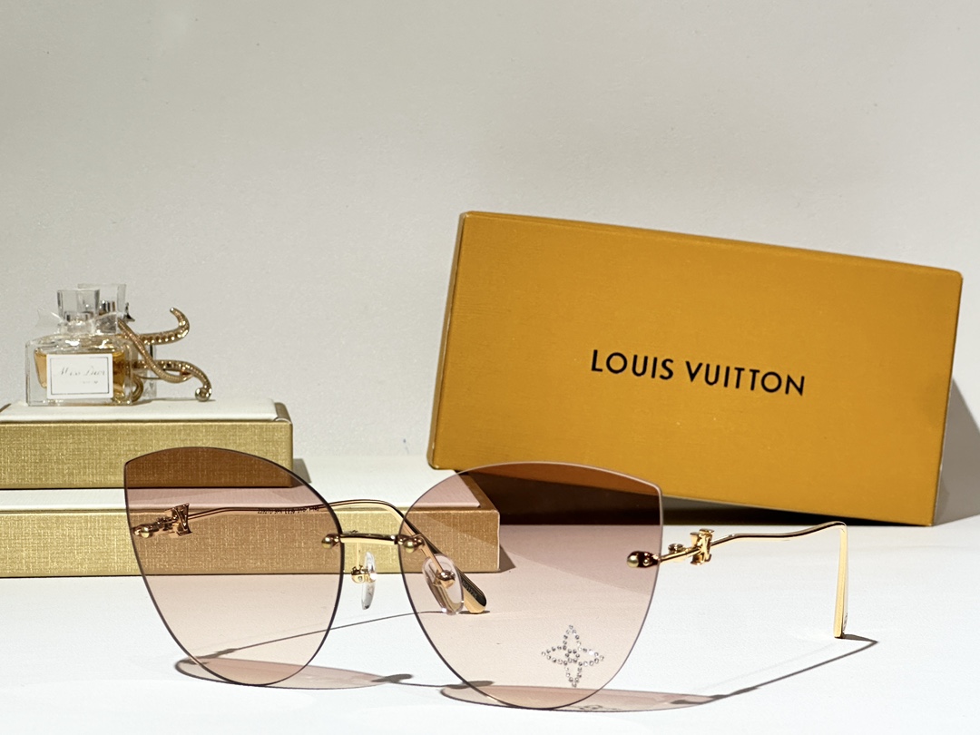  LOUIS VUITTO*
MODEL：Z2827U
SIZE：61口14-140
