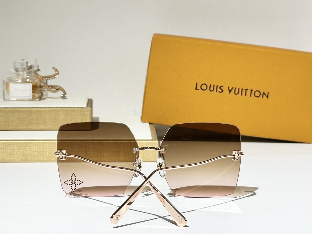  LOUIS VUITTO*
MODEL：Z2961U
SIZE：61口14-140
