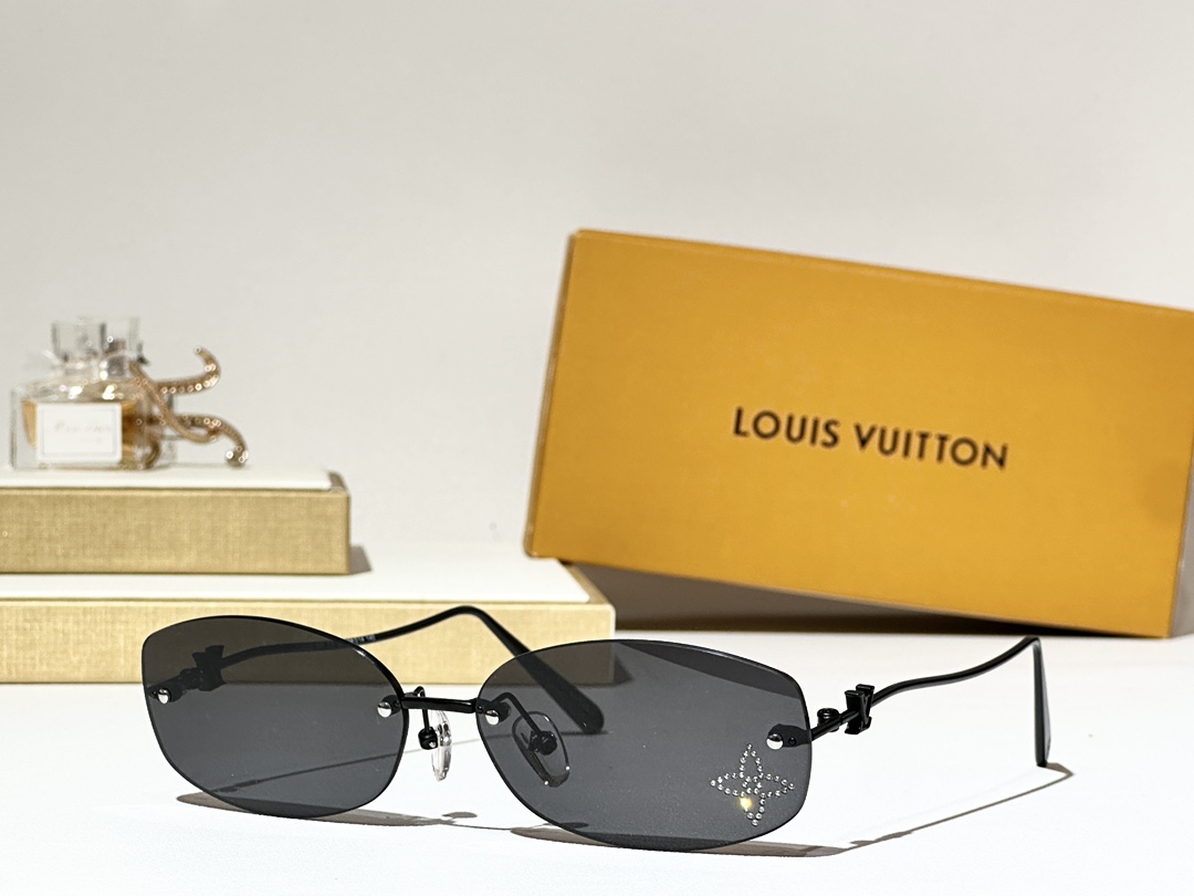  LOUIS VUITTO*
MODELZ2803U
SIZE58口14-140

