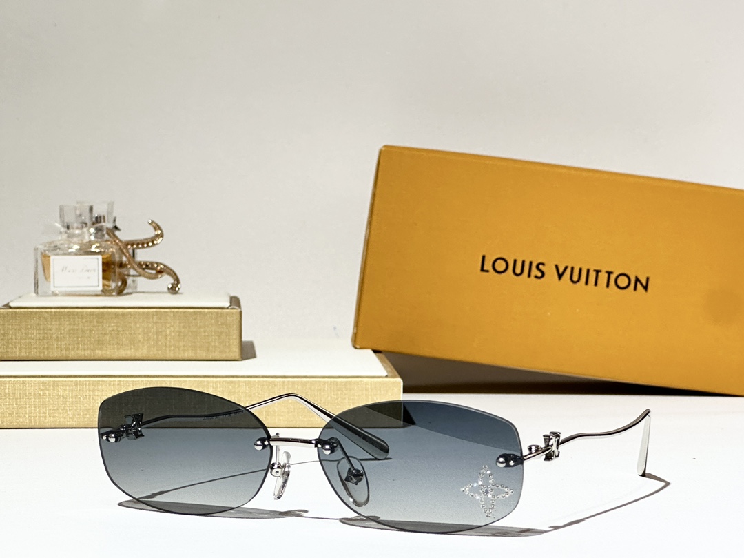  LOUIS VUITTO*
MODELZ2803U
SIZE58口14-140

