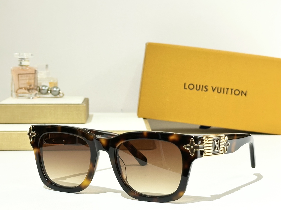  LOUIS VUITTO*
MODEL：Z2013U
SIZE：52口21-140
