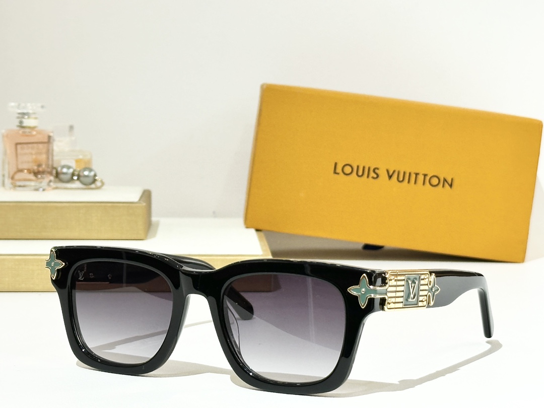  LOUIS VUITTO*
MODEL：Z2013U
SIZE：52口21-140
