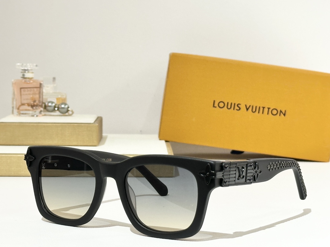  LOUIS VUITTO*
MODEL：Z2013U
SIZE：52口21-140
