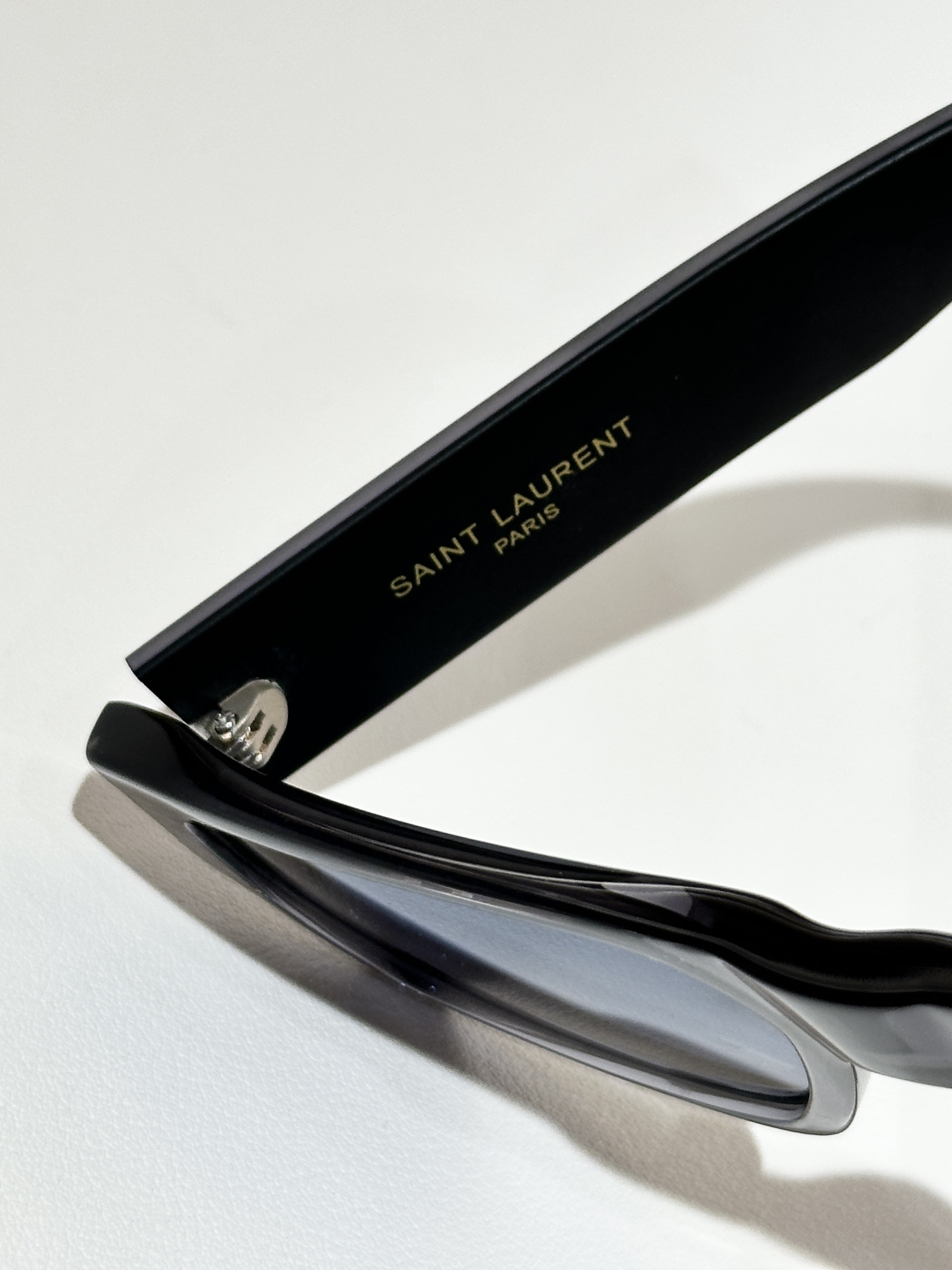  SAINT LAUREN*
MODEL：SL659
SIZE：55口19-145
