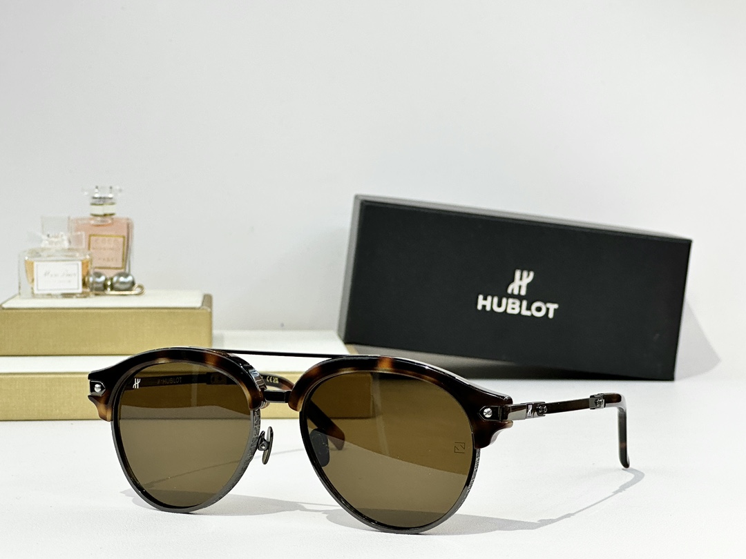  HUBLOT
MODELH313
SIZE：54口17-145
