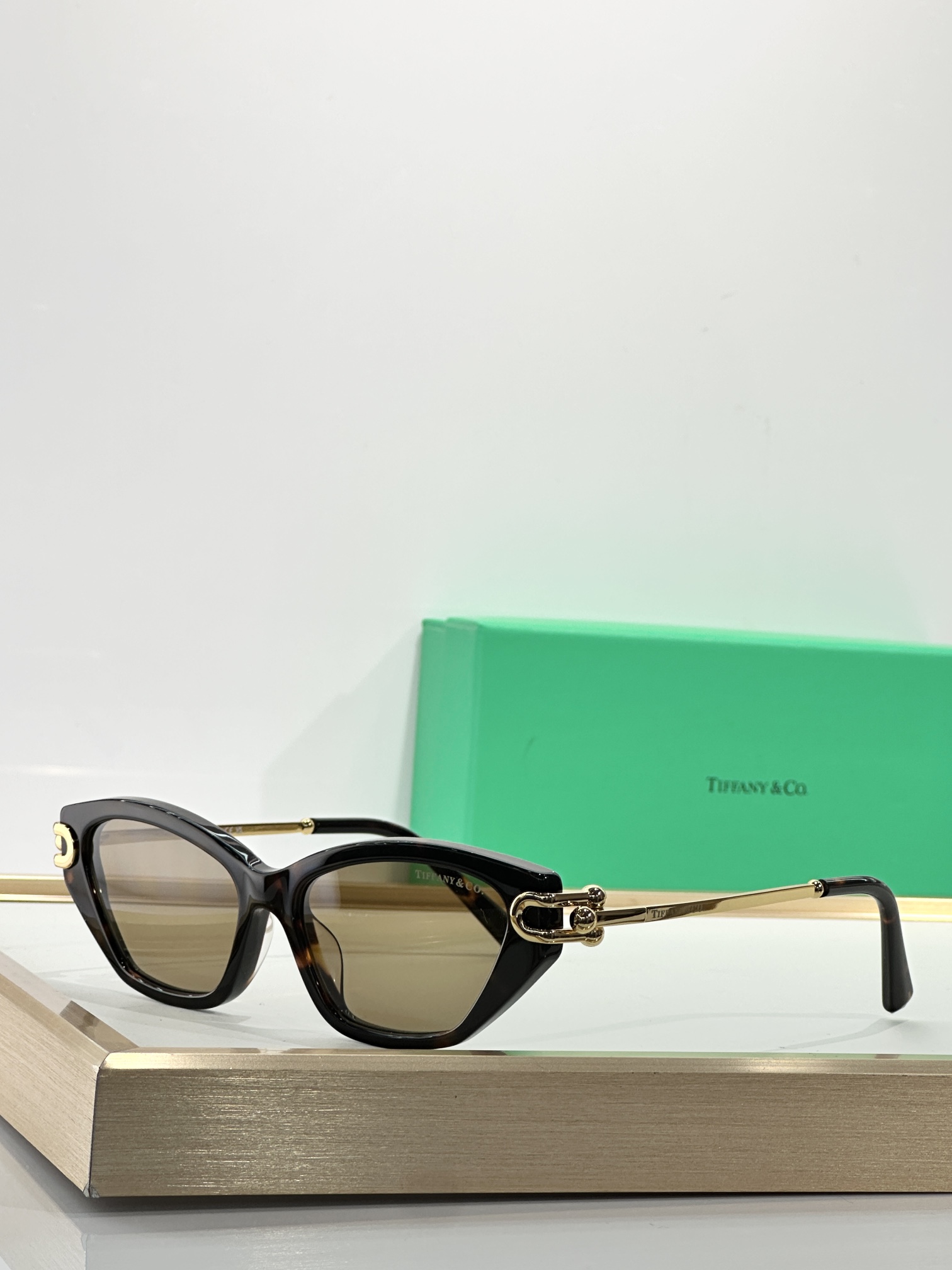  TIFFANY & CO.
MODELTF4231U
SIZE53口17-140

