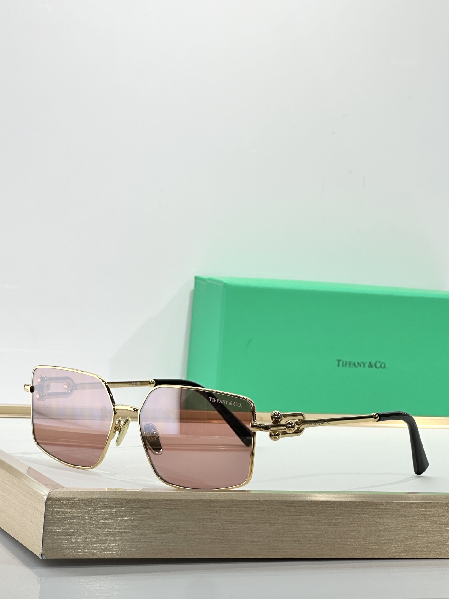  TIFFANY & CO.
MODELTF3111
SIZE58口16-140
