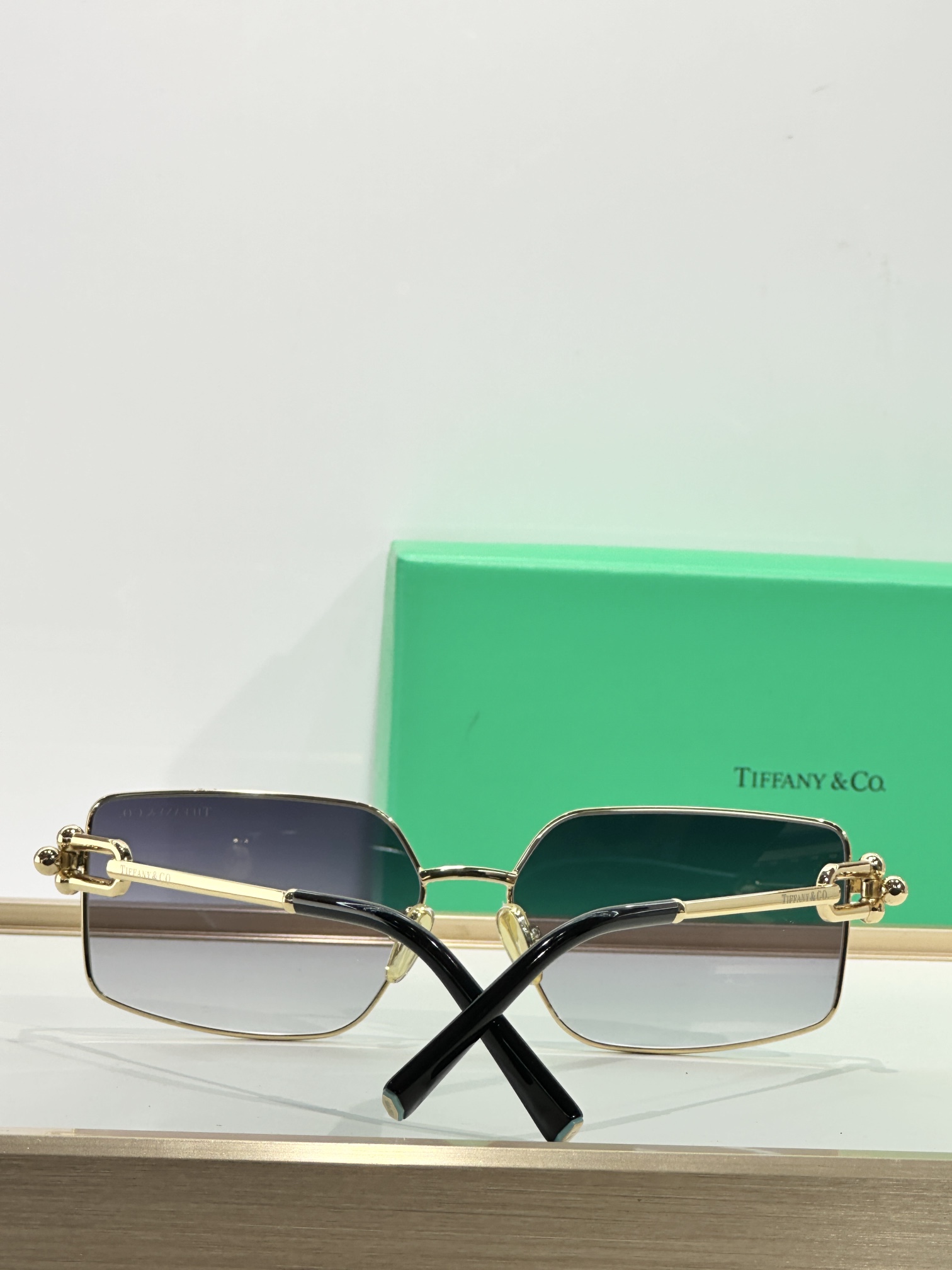  TIFFANY & CO.
MODELTF3111
SIZE58口16-140
