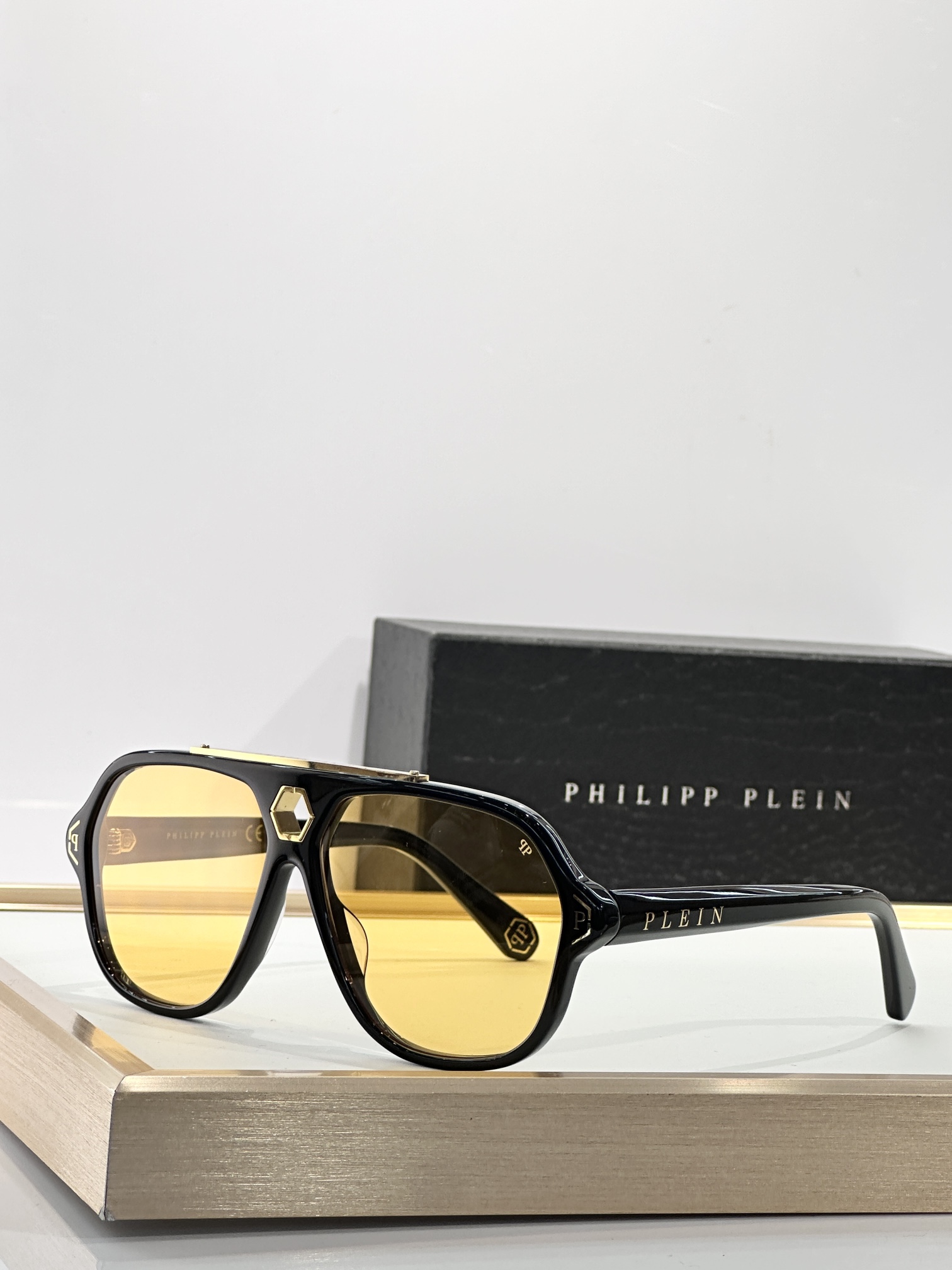  PHILIPP PLIEN
MODEL：004M
SIZE：61口13-145
