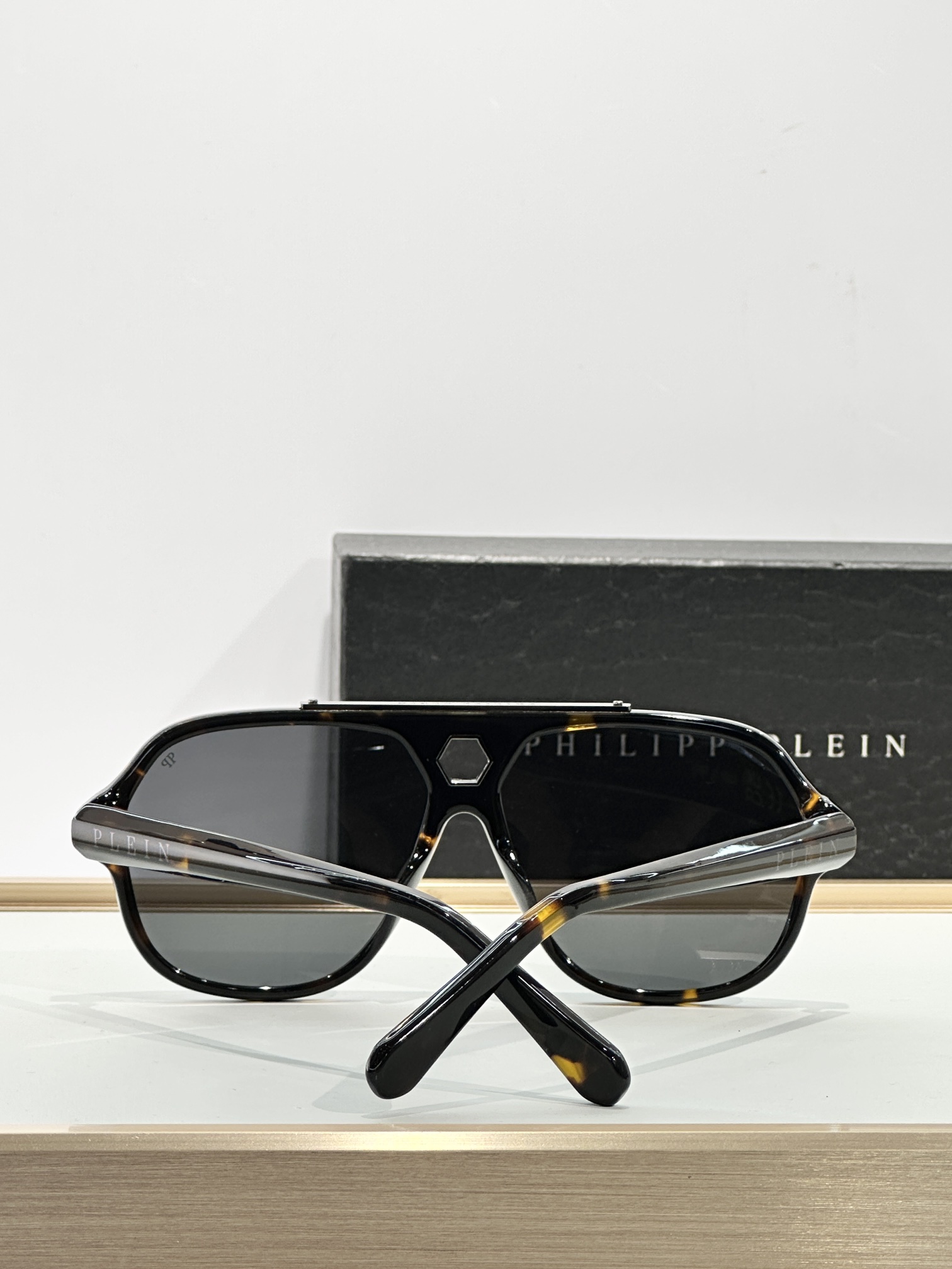  PHILIPP PLIEN
MODEL：004M
SIZE：61口13-145
