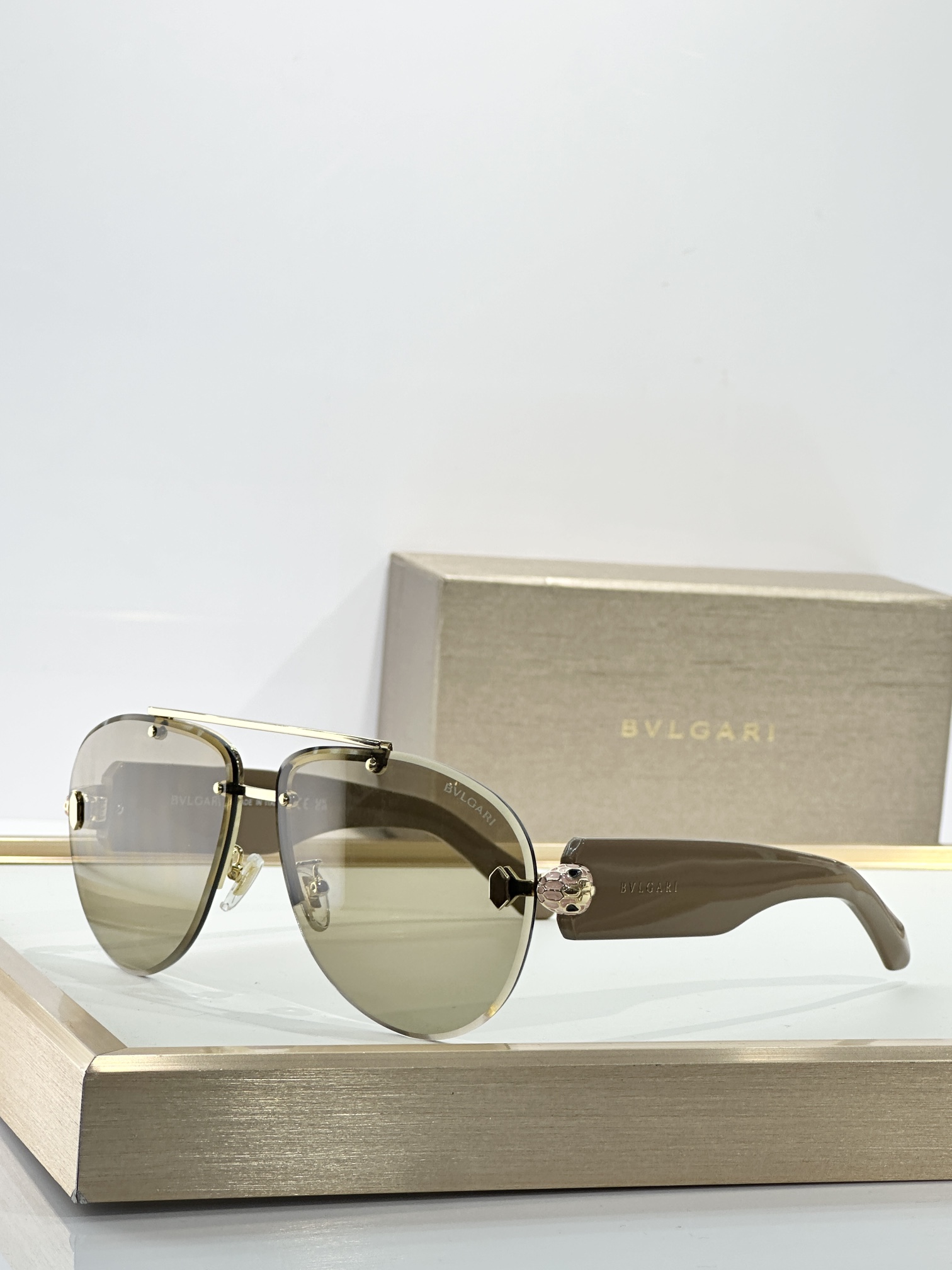  BVLGAR*
MODEL：BV40091U
SIZE：63口13-140
